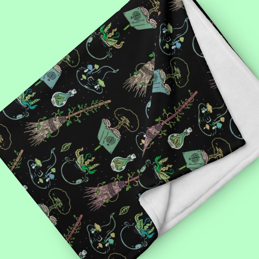 Green Witch Throw Blanket