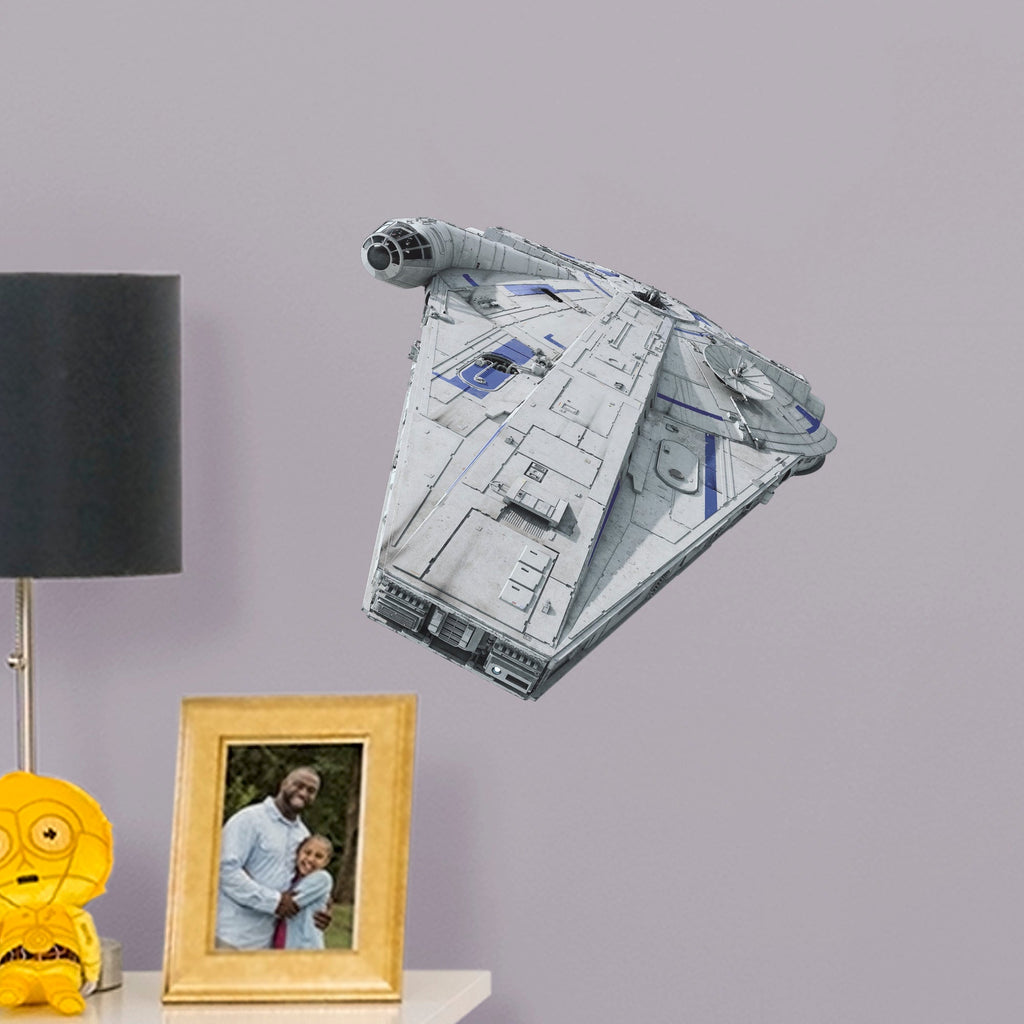 Millennium Falcon - Solo: A Star Wars Story - Officially Licensed Removable Wall Decal