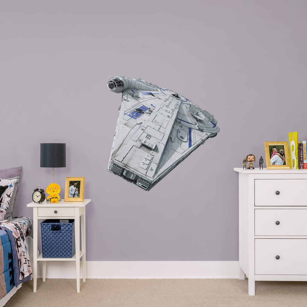 Millennium Falcon - Solo: A Star Wars Story - Officially Licensed Removable Wall Decal