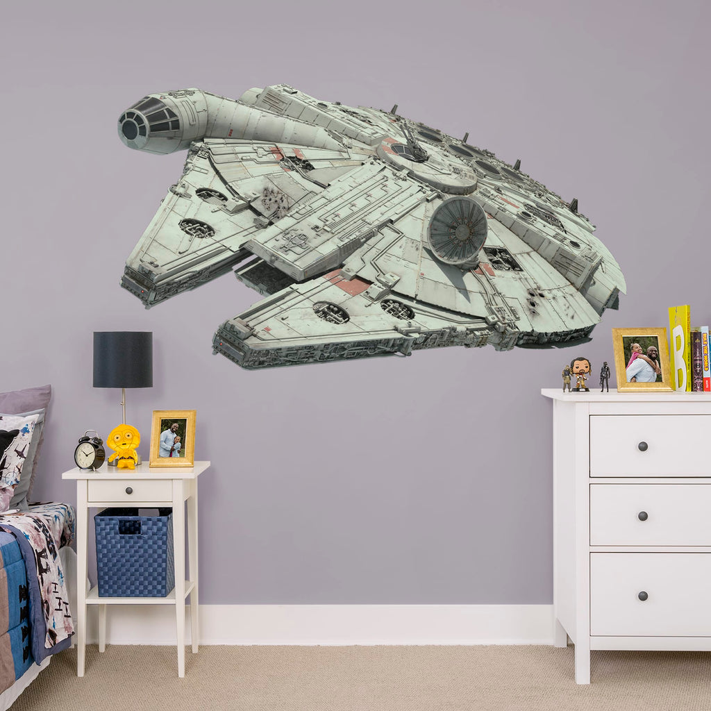 Millennium Falcon - Star Wars: The Rise of Skywalker - Officially Licensed Removable Wall Decal